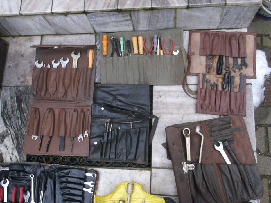 komplety kluczy samochodowych z epoki prlu