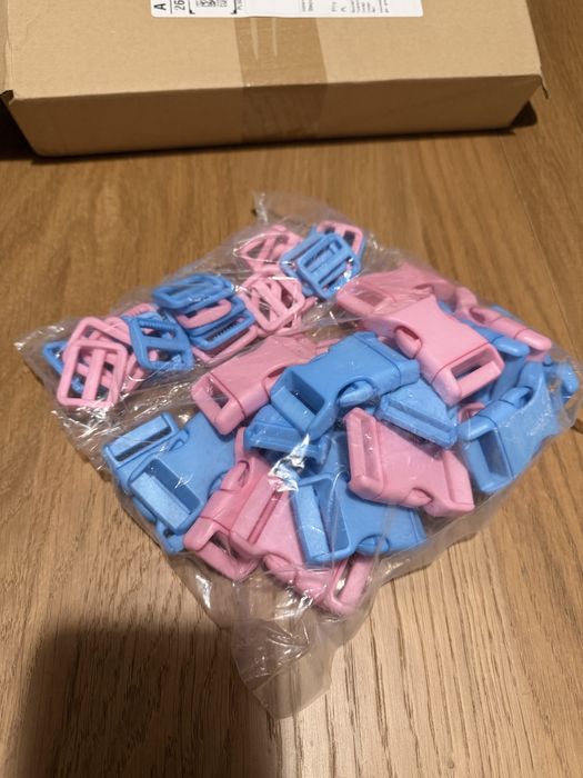 Rzeczy na smycze, obroże dla psa