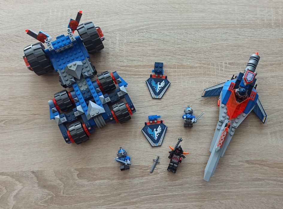Klocki LEGO Nexo Knights Pojazd Claya 70315