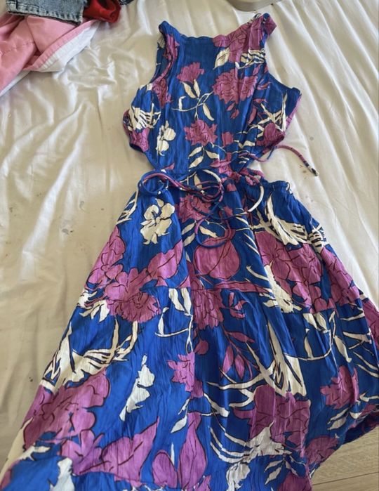 Vestido floral da mango