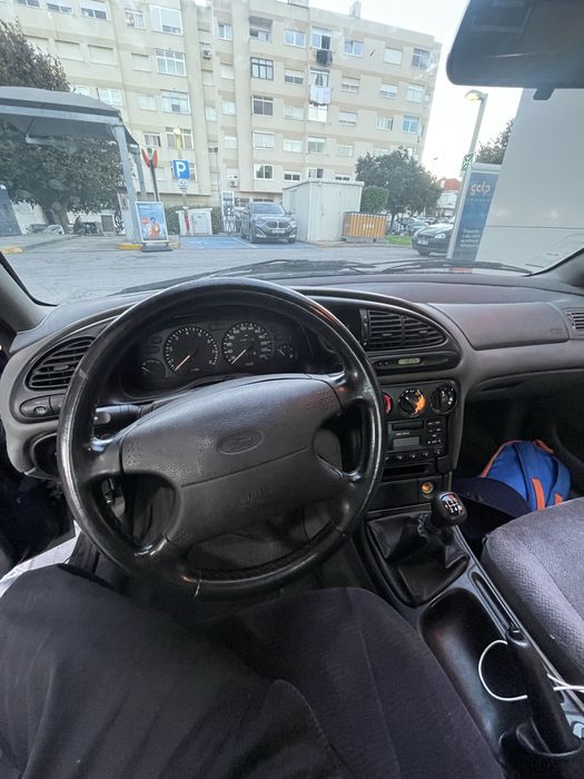 Ford mondeo 1997 1.6 gasolina (aceito trocas)