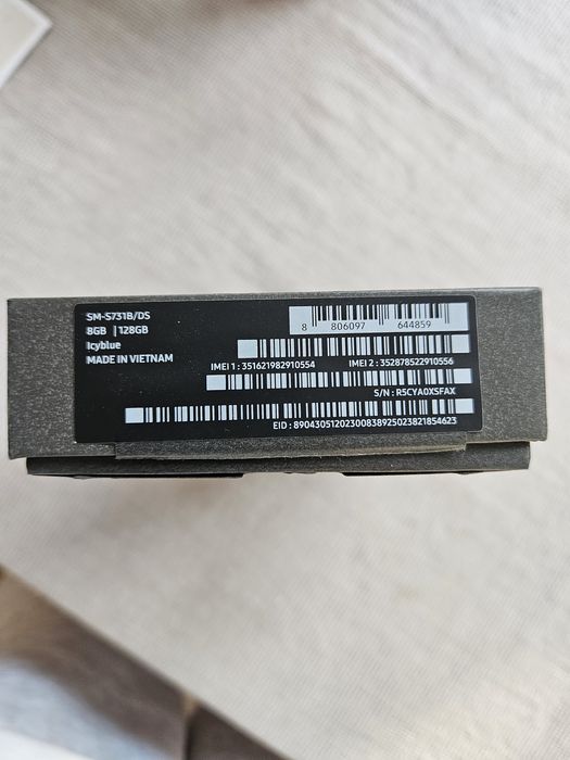 Nowy telefon Samsung Galaxy S25 FE 5 G Icy blue