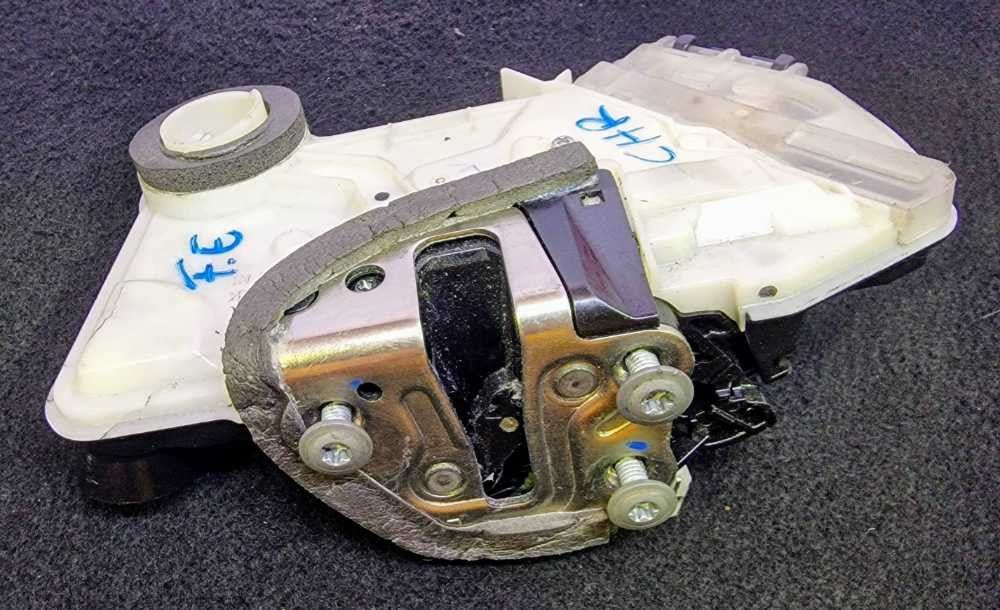 Fechadura / Fecho Porta Frente Esquerdo - TOYOTA C-HR