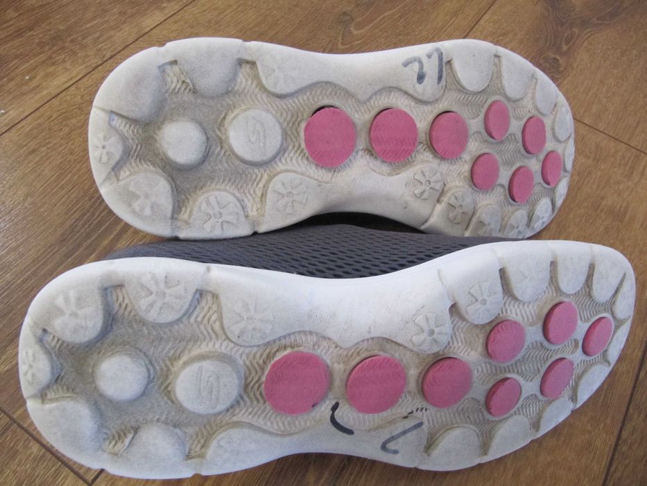 Кросівки жіночі Skechers 39р 25,5см