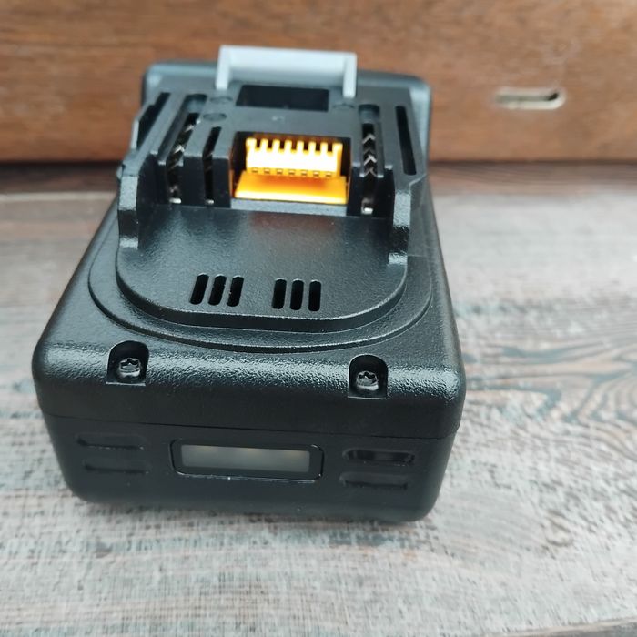 Акумуляторна батарея для макіти