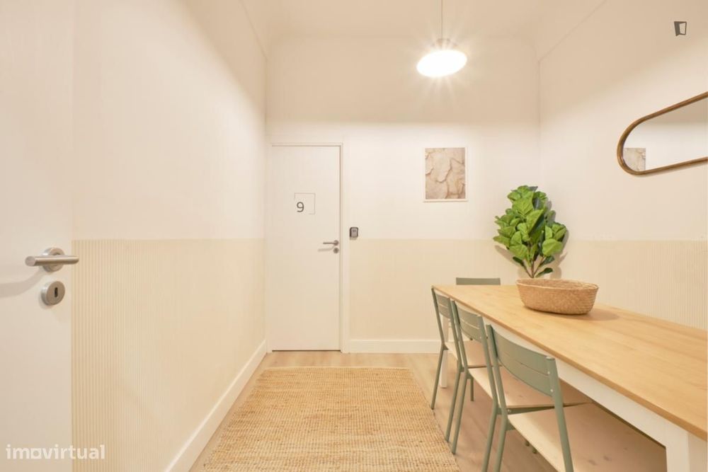 Quarto - localizado em Alameda Lisbon