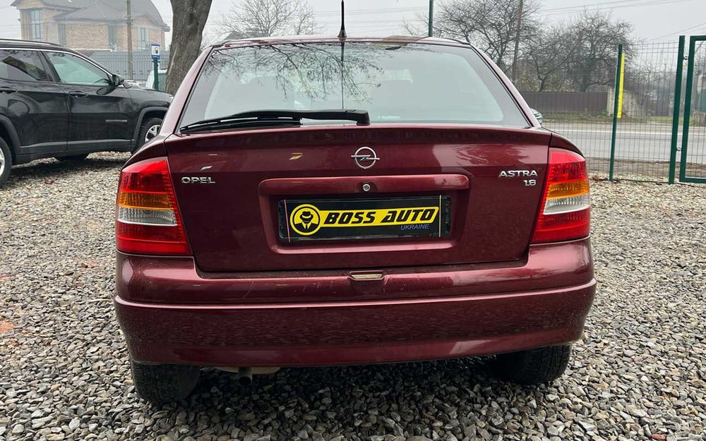 Opel Astra  2000