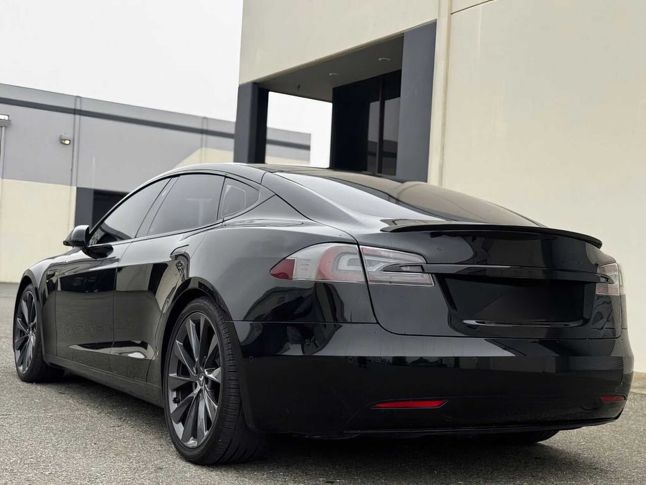 Tesla Model S 100D      2017