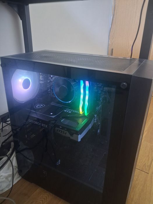 PC RTX 5060TI 16GB,32 GB DDR5,I5 14400F