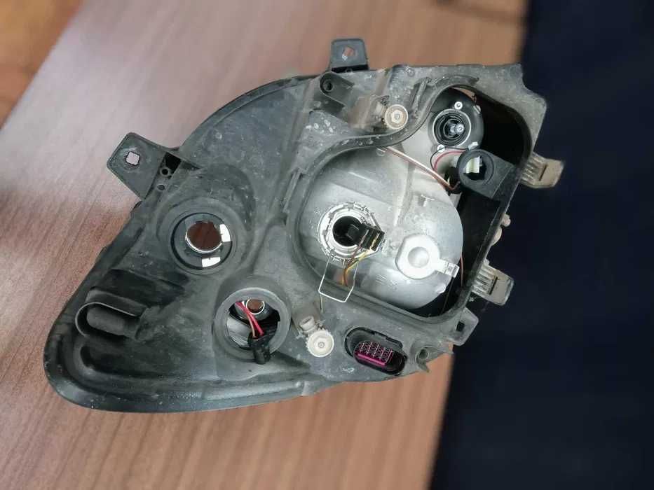 Mercedes Sprinter Farol