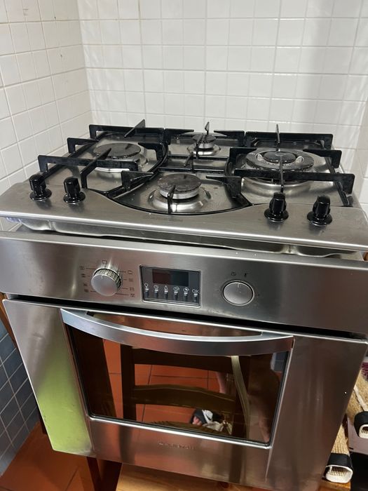 Fogão e forno Ariston