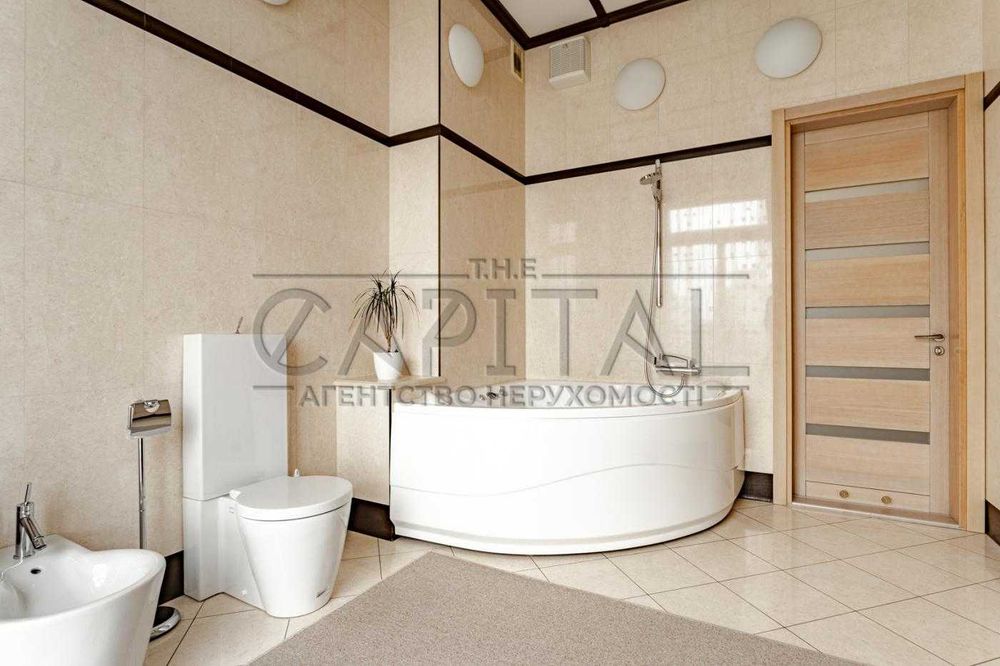 ОРЕНДА квартири на Лютеранській, 10А. Хрещатик 3хв