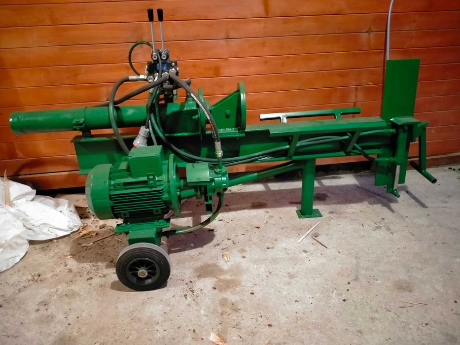 Drewno Bukowe Sezonowane Kominkowe Opałowe  Odolanów Okolice