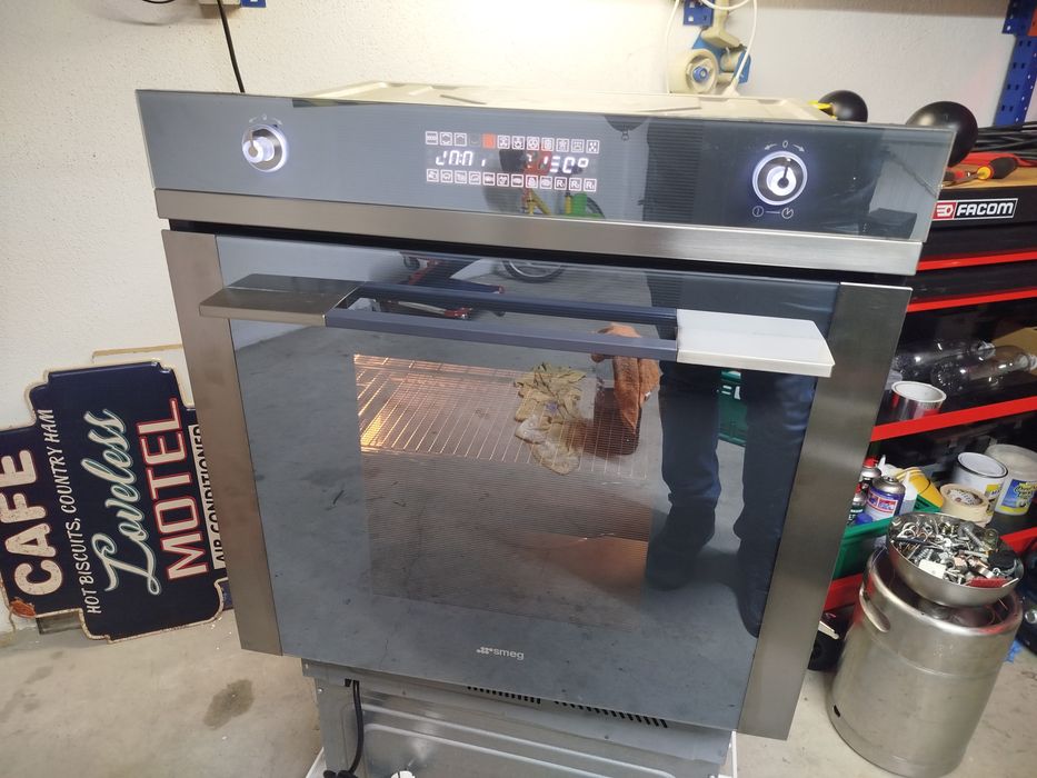 Forno smeg mod SC 112-8 e Microondas SC45M2