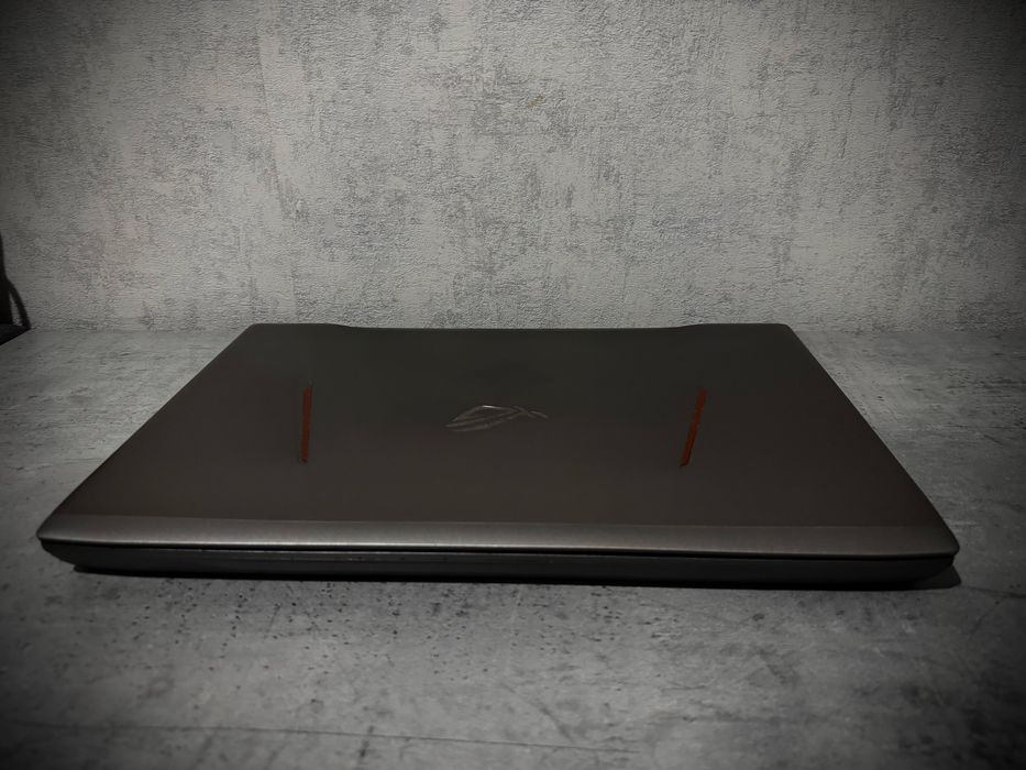 ASUS ROG Strix GL702VS (laptop gamingowy)