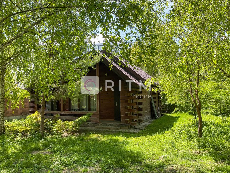 Продаж будинку в м. Луцьк, вул. Даньшина — 25 сотих землі!