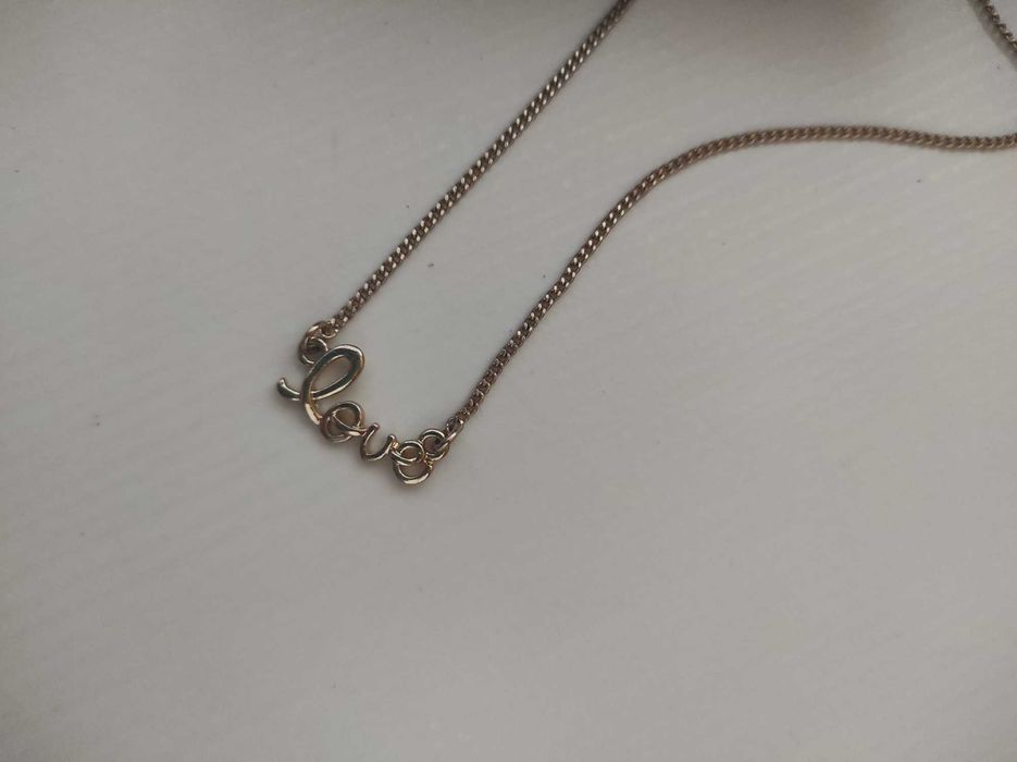 Złoty naszyjnik choker love