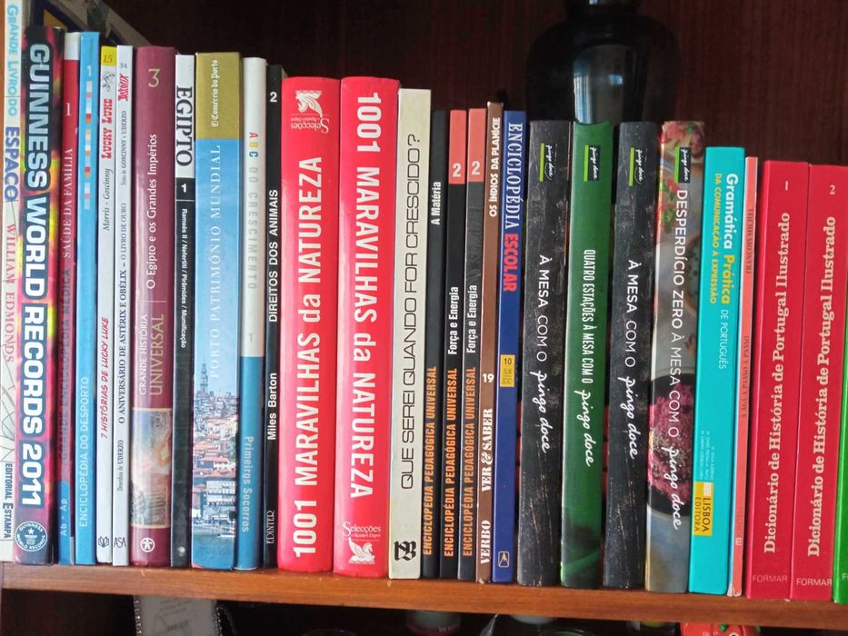 livros diversos para desocupar