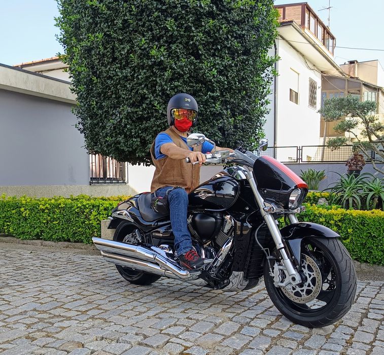 Suzuki.Intruder.1800.VZR