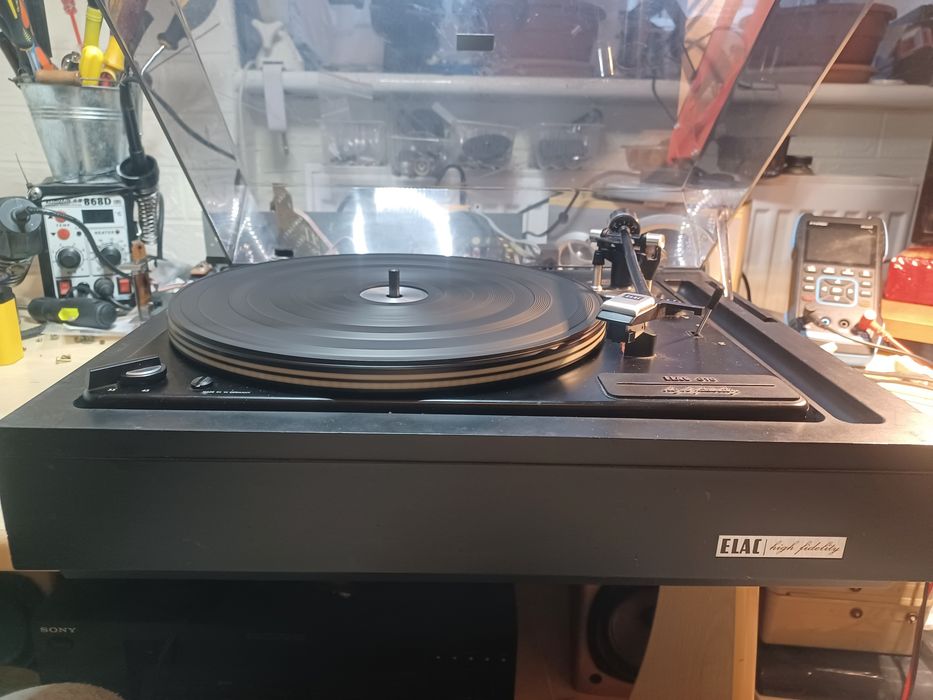 Gramofon elac 815