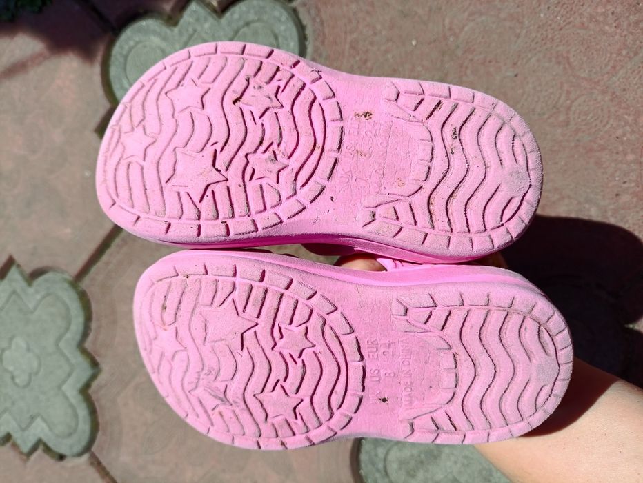 Дитячі босоніжки, пінка