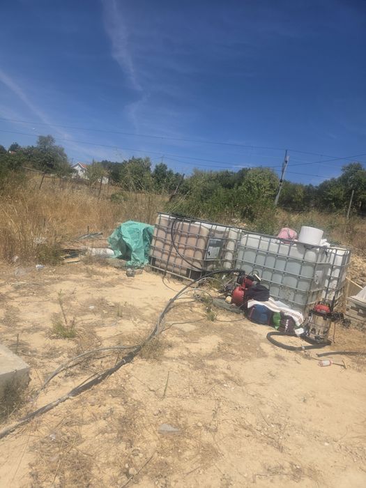 Terreno com casa modelar