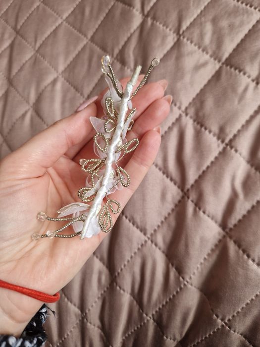 Ozdoba stroik do włosów ślubna biała