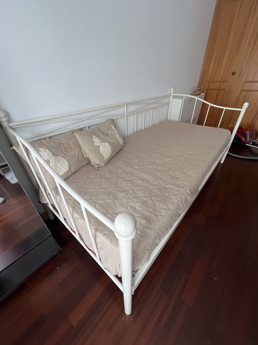 cama de solteiro