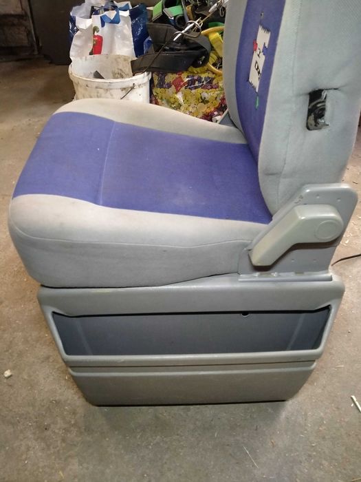 Fotele VW T4 Atlantis z lodówką