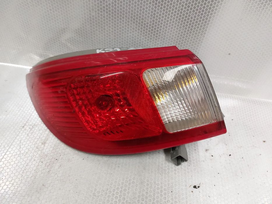 .  LAMPA TYL TYLNA LEWA MITSUBISHI COLT Z30 CABRIO