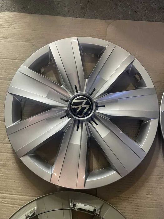 Продам Оригінал Ковпаки R16 VW Group VW Passat B7, Caddy, Golf, Jetta,Touran !