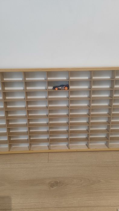 Półka na autka hot wheels