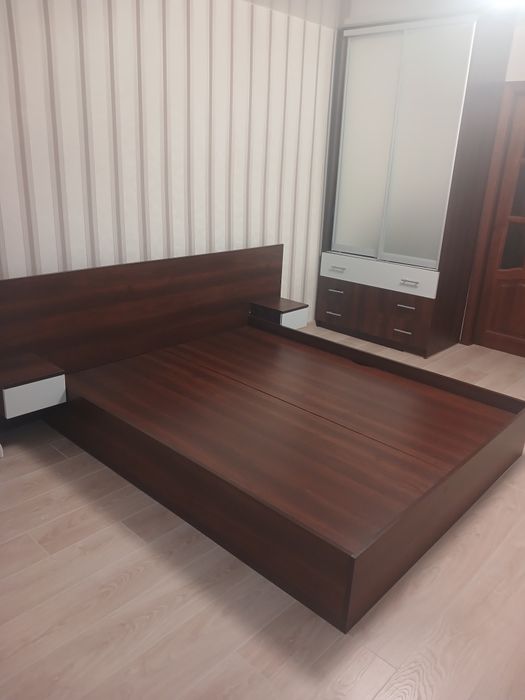 Спальне ліжко з нішами 160×200, з умбочки 235 ширина