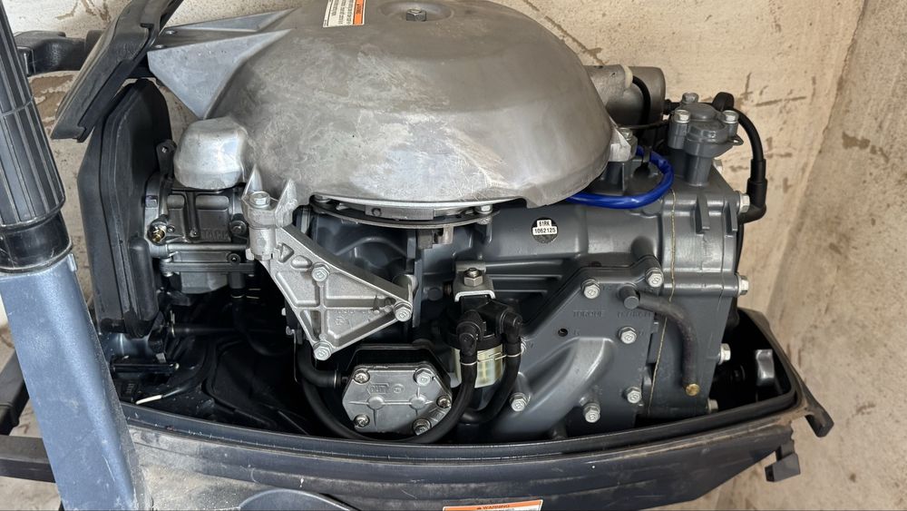 Лодочний мотор YAMAHA 25