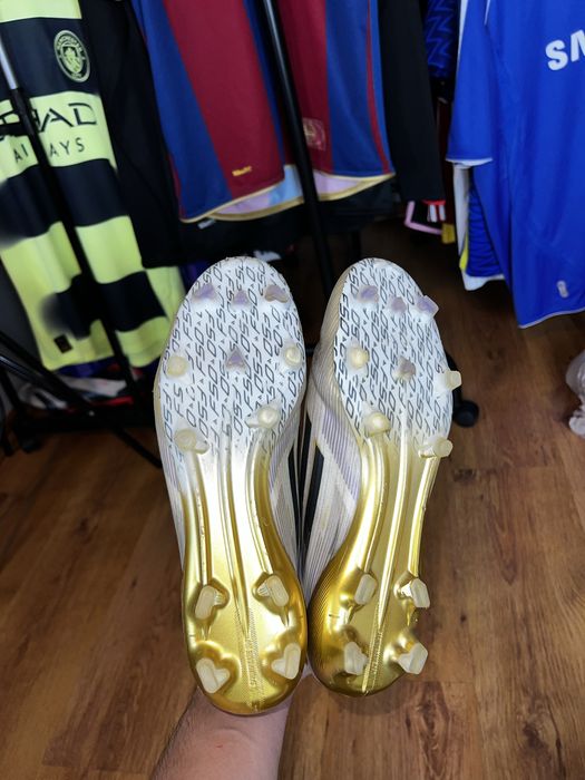 Buty piłkarskie Korki Adidas F50 Elite Laceless FG