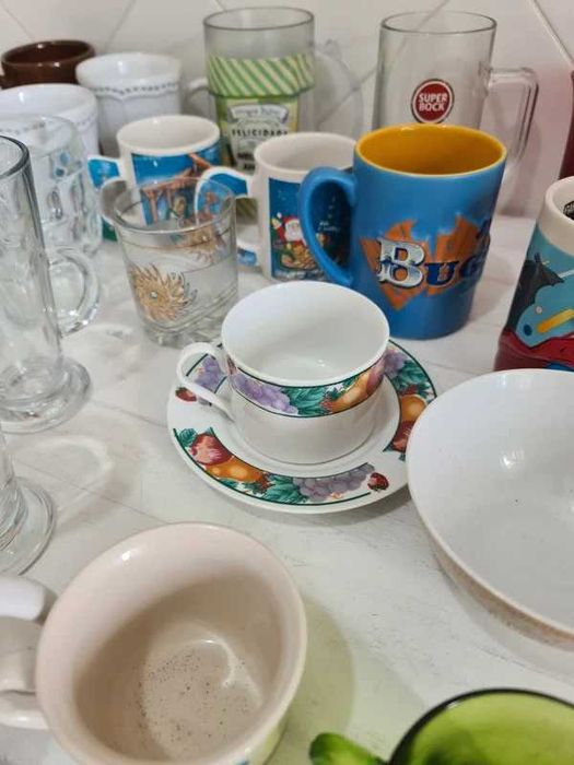 Conjunto Lote Copos Canecas Louças Porcelanas Vidros Taças Antigos