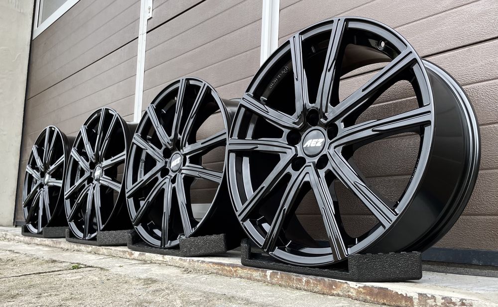 4x felgi aluminiowe Czarne 5x108 r19 et42 7,5J Alufelgi AEZ Oryginał
