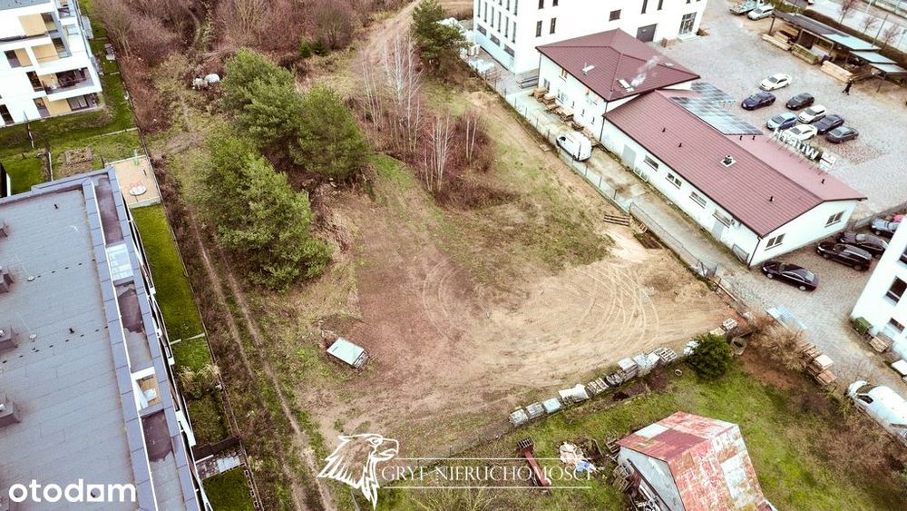 - Działka usługowa w świetnej lokalizacji -