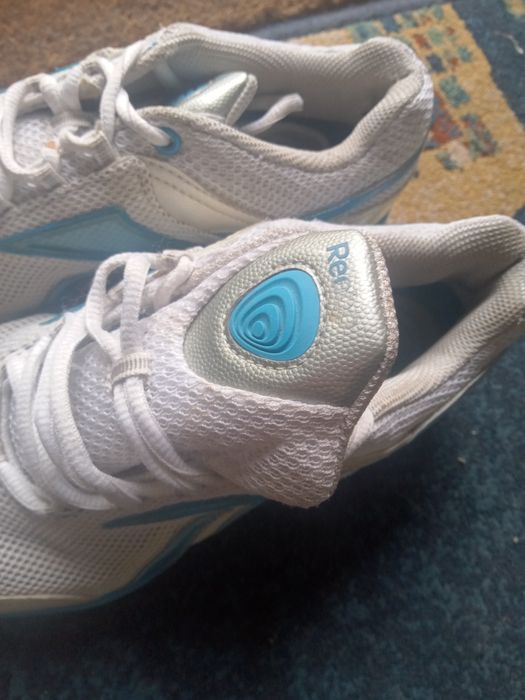 Buty Reebok easytone rozmiar 39 wkładki 25,5 cm