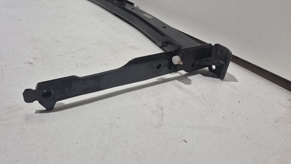Hak holowniczy oryginalny Audi A3 8Y0.803.881