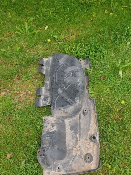 Задня защіта до Т5 фольцваген