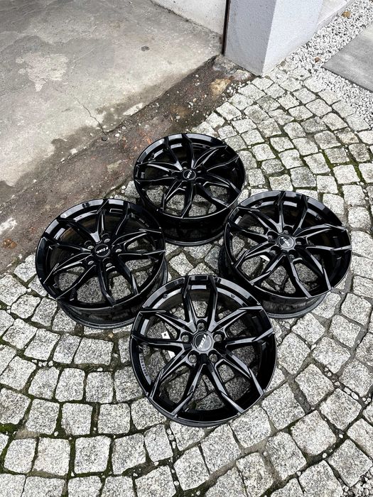 Felgi Aluminiowe 17 Kia Hyudnai Mazda 5x114.3 ET50 CZARNE