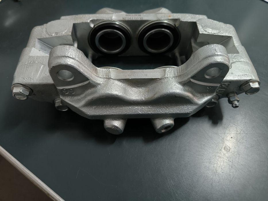 Pinça de travão frontal lado direito para toyota