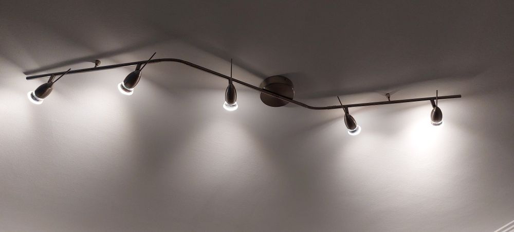 Candeeiro/projector tecto para sala