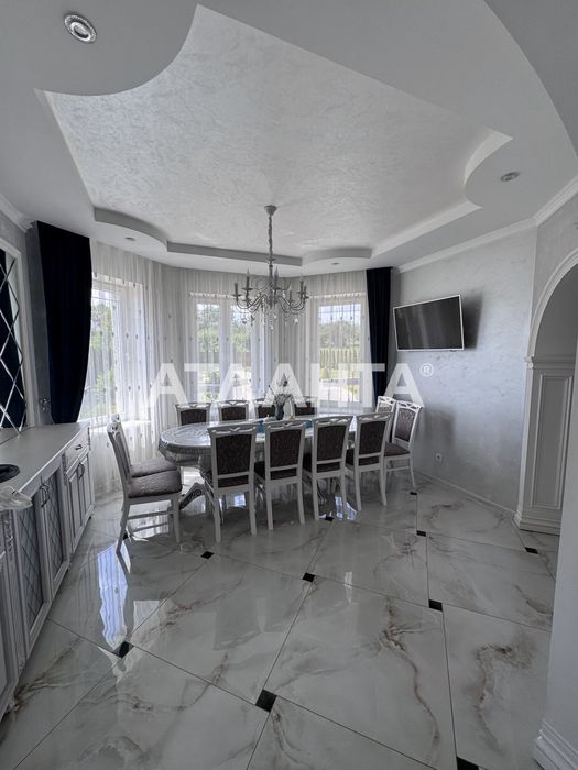 Гарний будинок в Чагрі