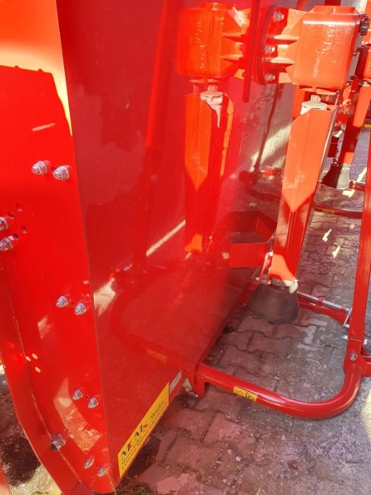 Косарка садова косилка садовая измельчитель подрібнювач Warka Польща