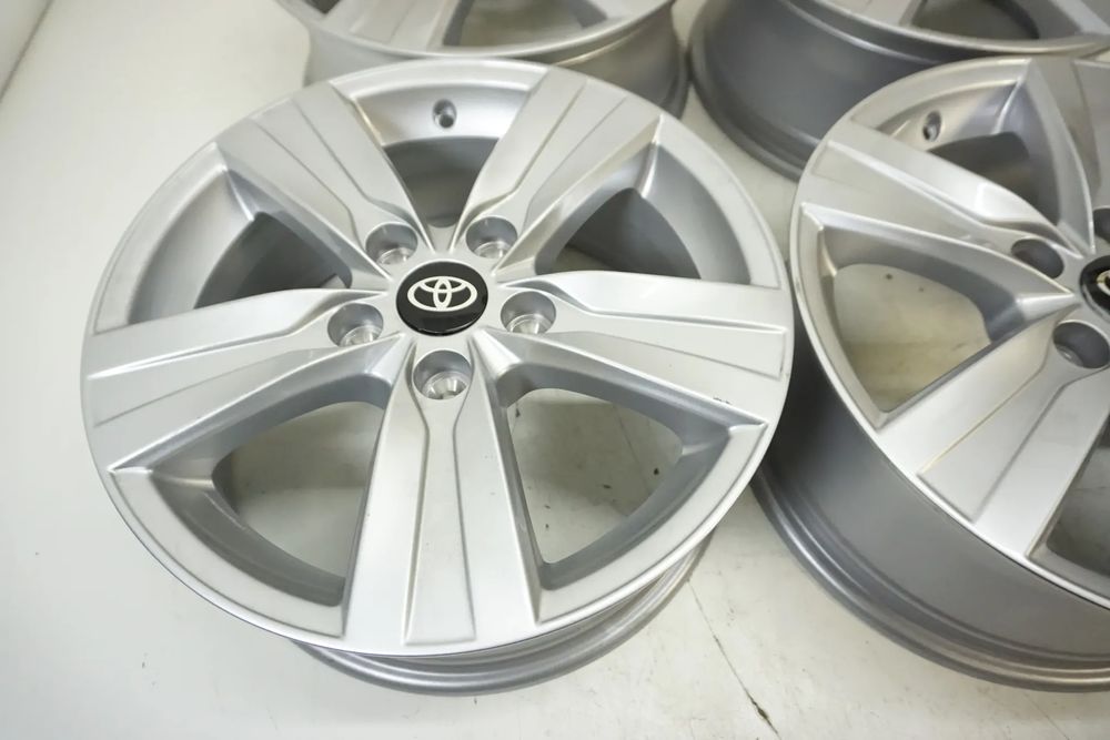 felgi  aluminiowe 16 toyota camry auris avensis corolla rav-4 ch r pre