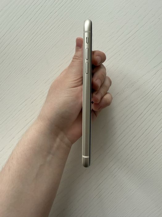 iPhone 11 128 ГБ White
