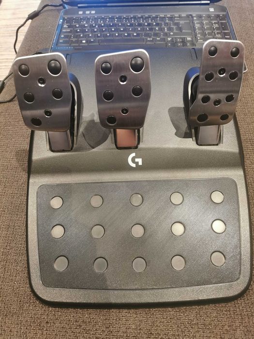 Volantes Logitech G29, G923, Shifter e Thrustmaster T248