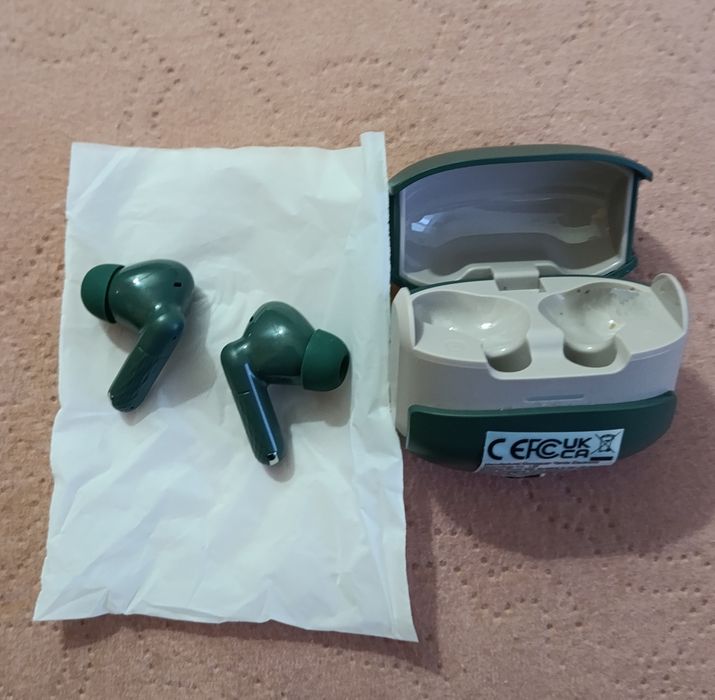 Бездротові навушники TWS.